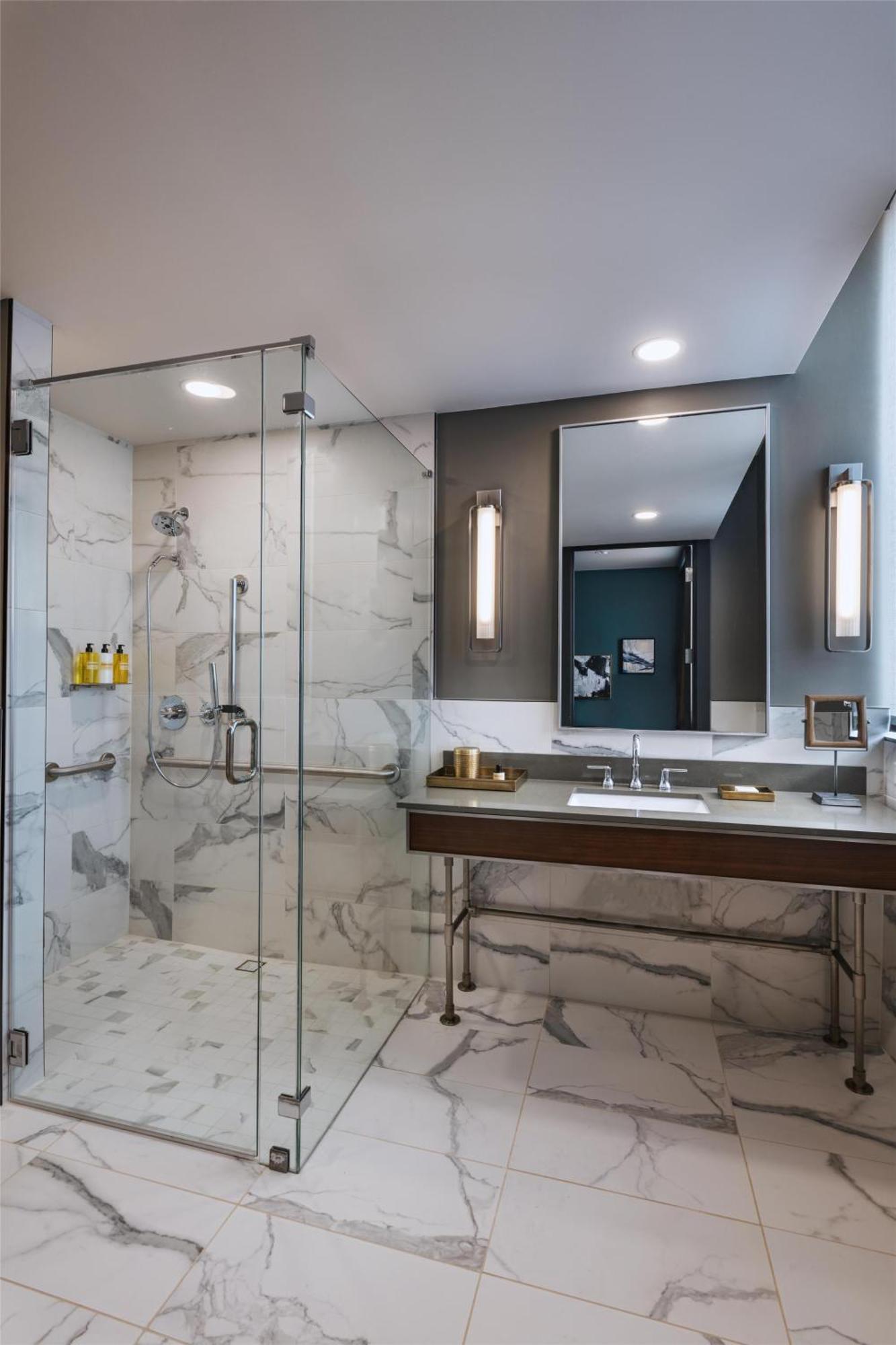 Thompson - Riverwalk, By Hyatt 5* San Antonio