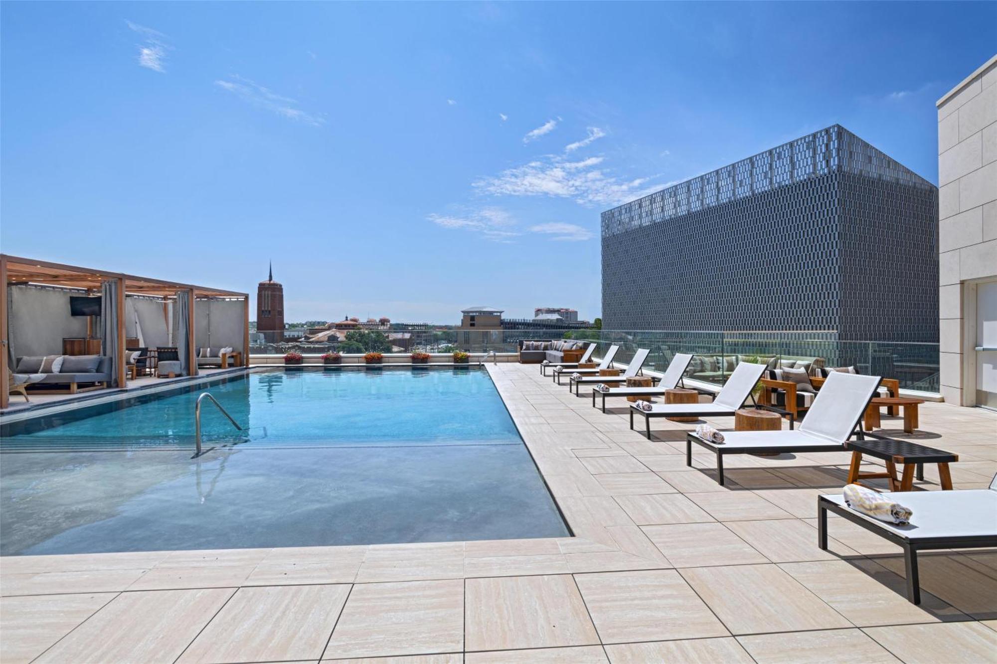 Thompson - Riverwalk, By Hyatt